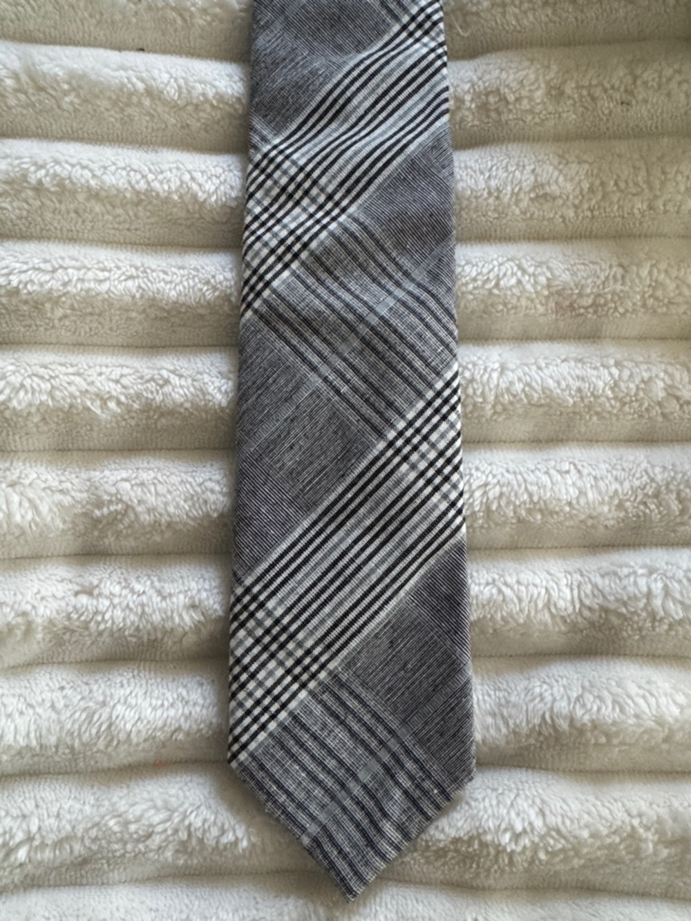 Sharp Style Skinny Tie Set - 4-Pack - Picture 3 of 9